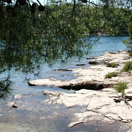 With A Parking Space Appartement Vrboska
