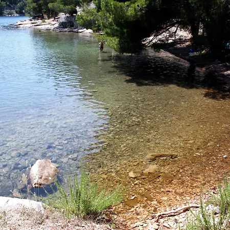 Appartement With A Parking Space Vrboska